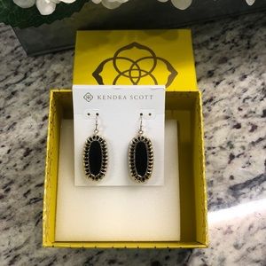 Kendra scott earrings!